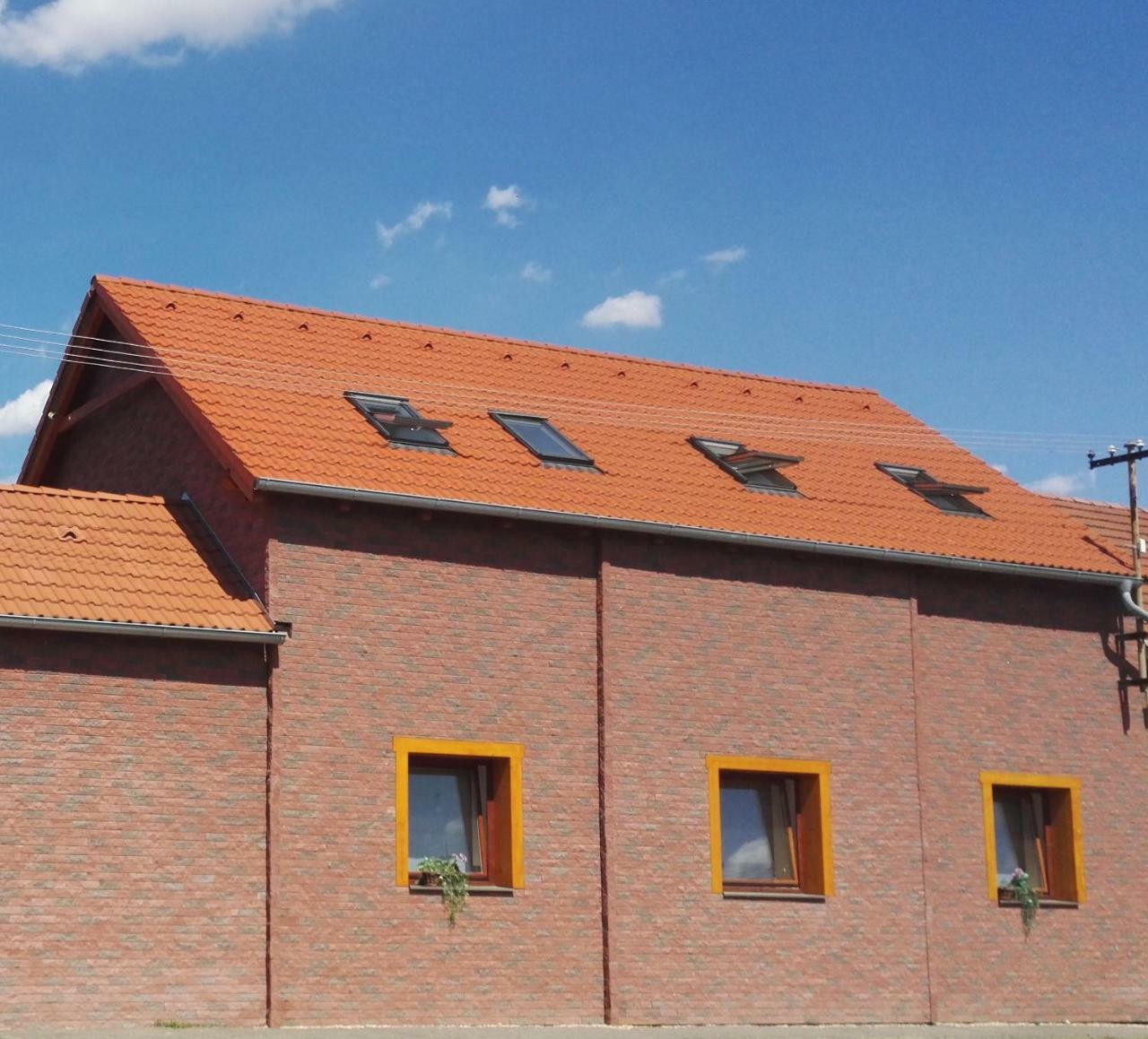 Ubytování v soukromí Opolany u Poděbrad Esterno foto